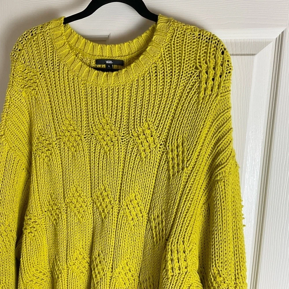 Vans Suzie Cable Crew Sweater Women’s Size X-Large